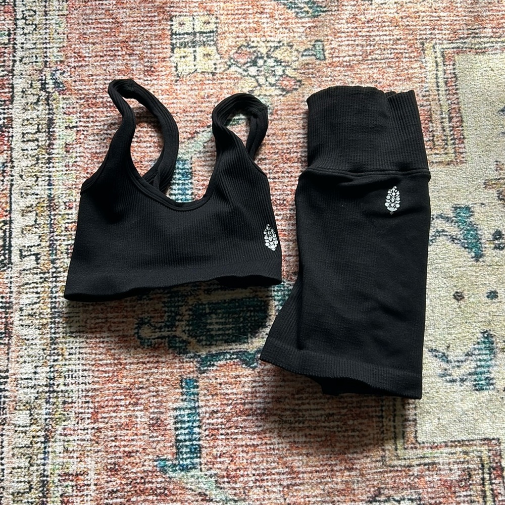 Free people movement set size Xs/S